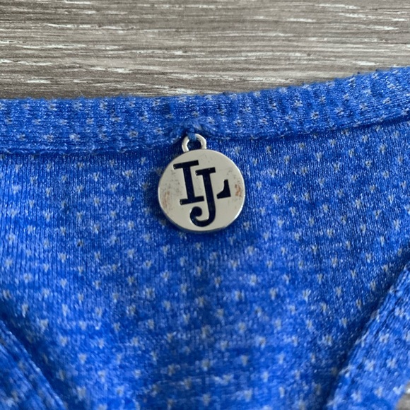 Lorna Jane blue workout tank - Picture 7 of 9